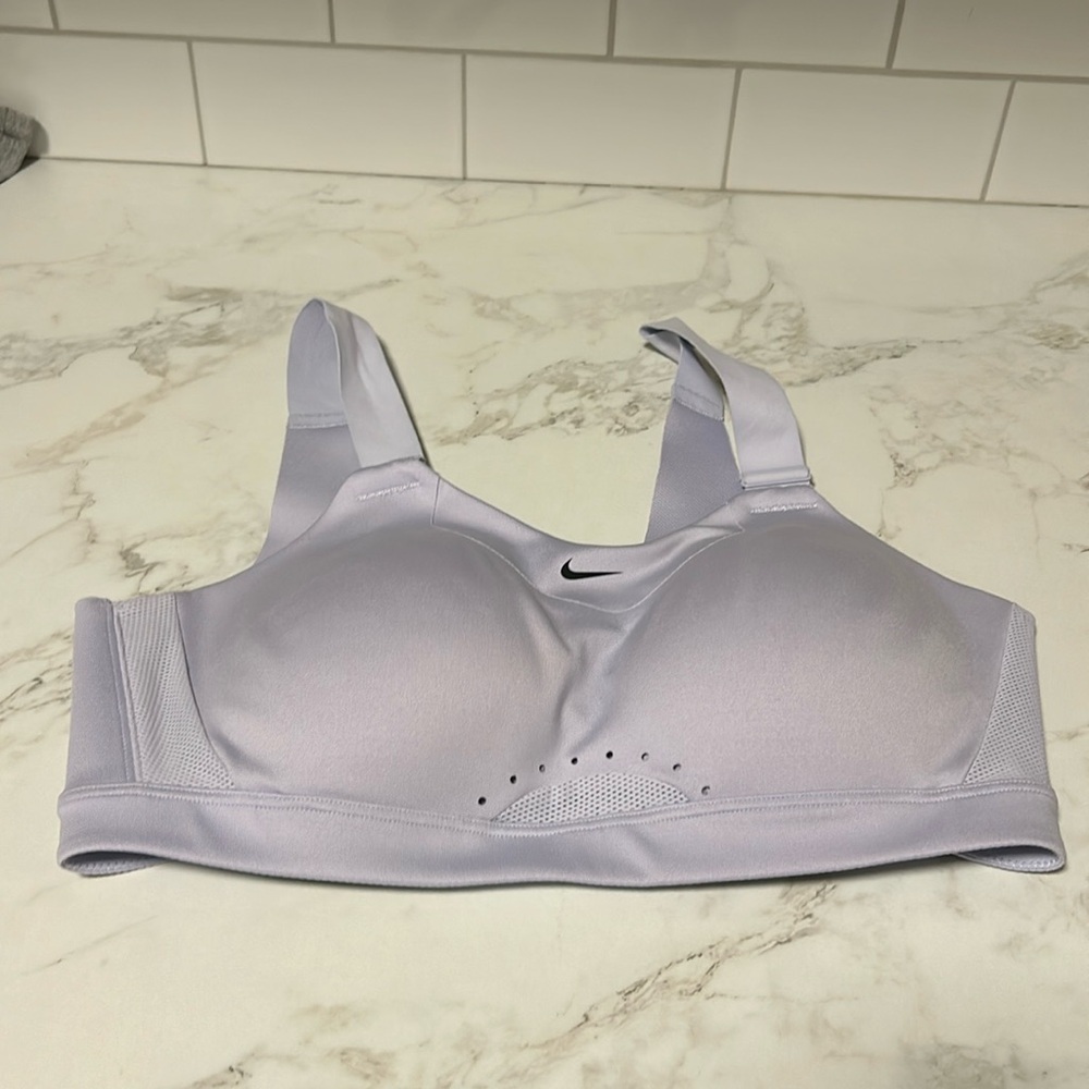 Light purple Nike dry fit size medium